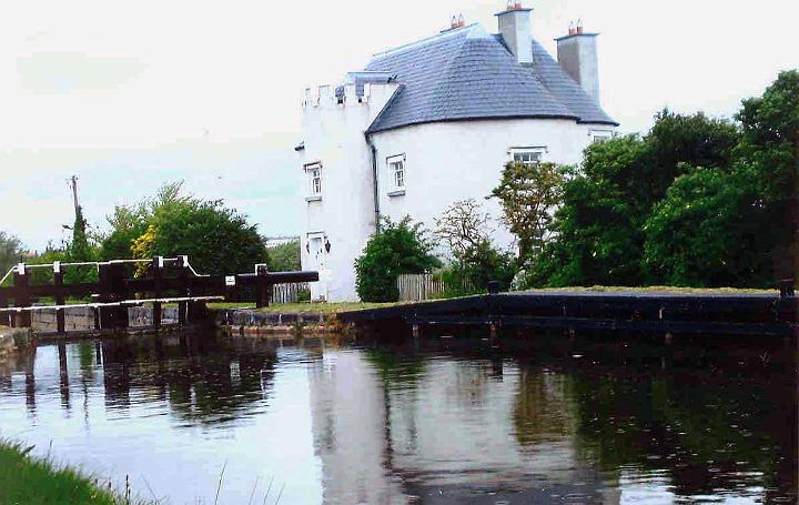 Canal hse. nr. Tullamore